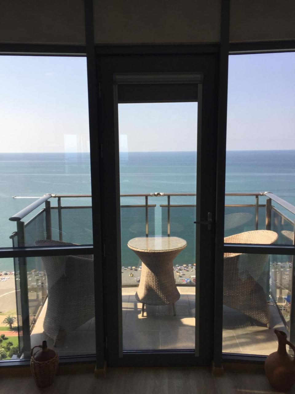 Apartamento Sea Towers 2309 Batumi Exterior foto