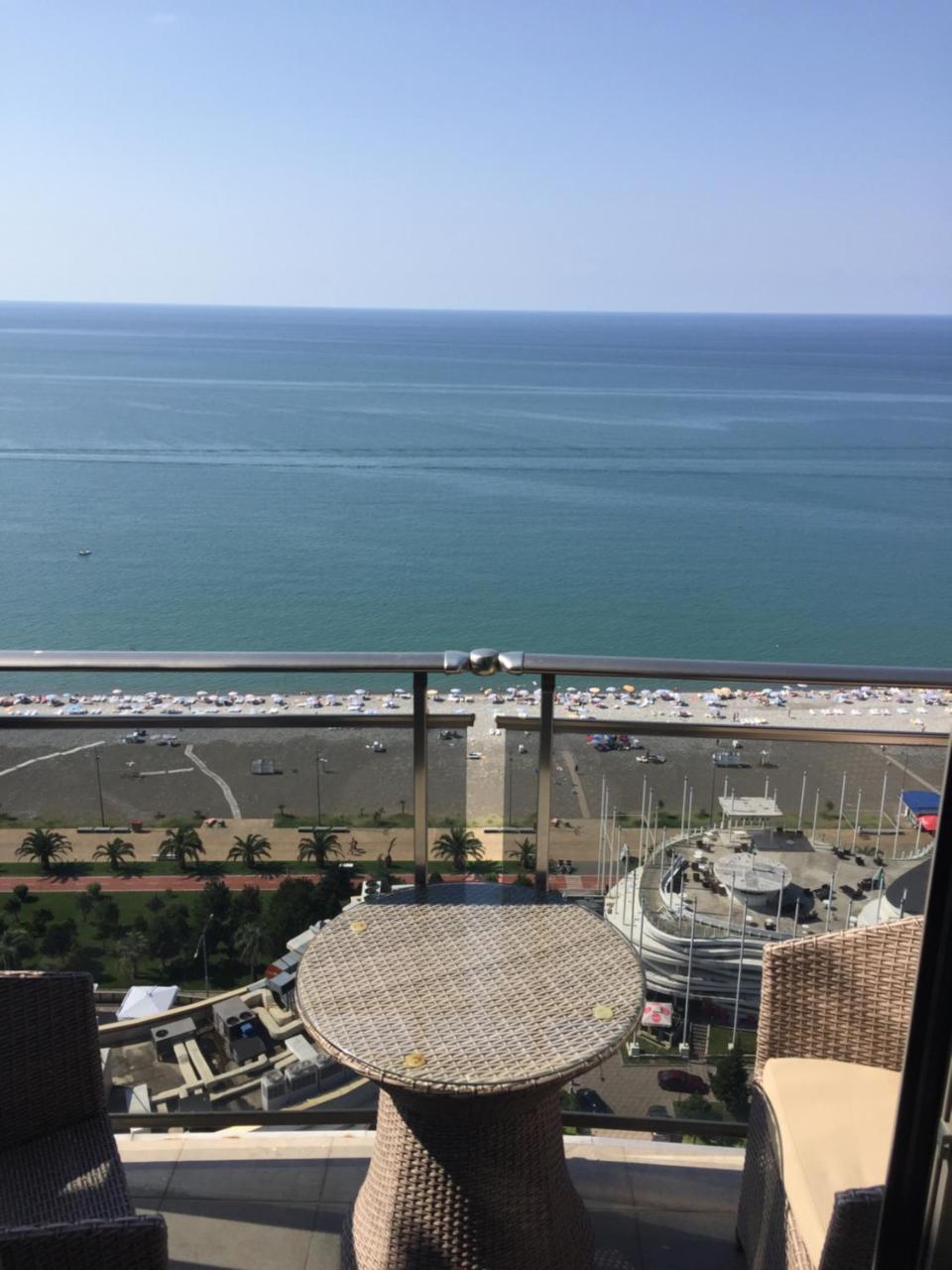 Apartamento Sea Towers 2309 Batumi Exterior foto